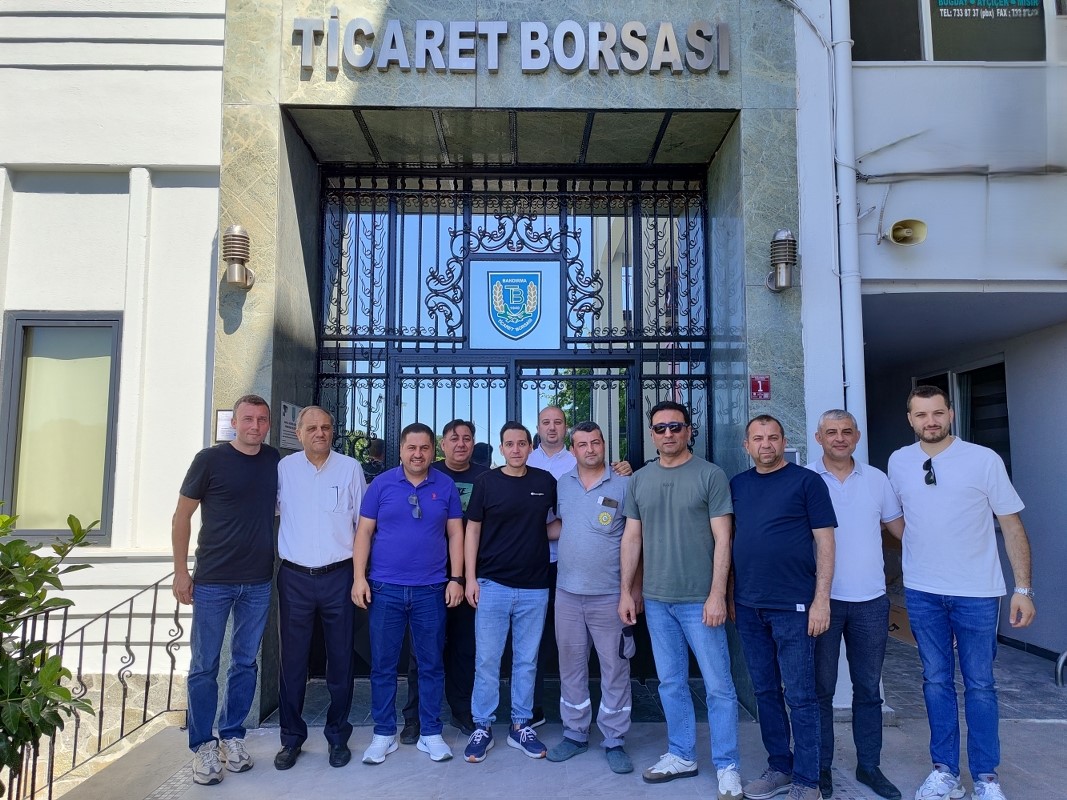 İLK BUĞDAY HASADI YAPILDI.